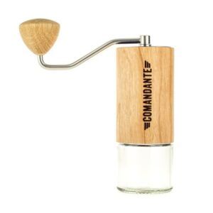 Młynek do kawy ręczny C40 MK3 Nitro Blade American Cherry Comandante